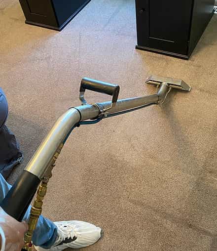 best end of lease carpet cleaning holder